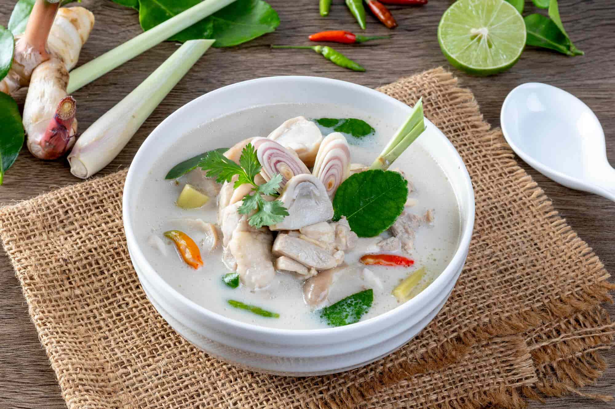 Tom Kha